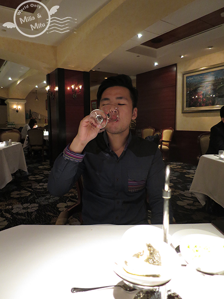 [翻滾吧！吃貨米粒]台北‧中山‧歐華酒店‧全台北最好吃的牛排就在地中海牛肋排牛排館