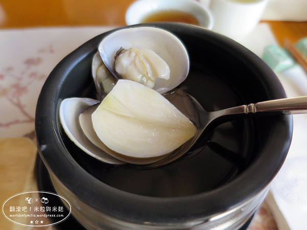 [翻滾吧！吃貨米粒]台北‧北投‧北投文物館怡然居・在嫻靜幽雅的復古建築中享受盛夏的日式創意懷石料理