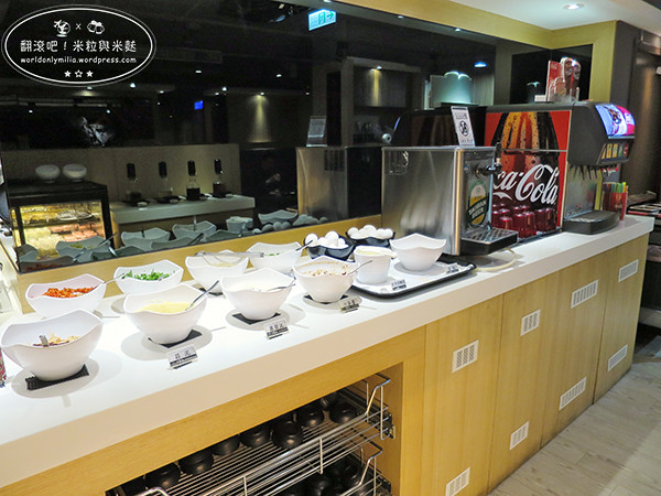 【新北‧捷運府中站】文岩文岩燒麻辣鴛鴦鍋‧板橋美食・高級食材平價享受！注重食安的吃到飽麻辣火鍋店 @ 翻滾吧！吃貨米粒