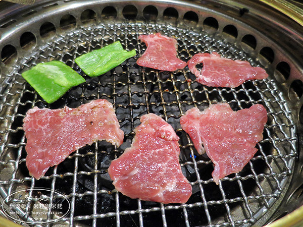 【台北‧捷運東門站】約客頂級燒肉・台北高級單點式約會燒烤店・入口即化的牛肉超享受 @ 翻滾吧！吃貨米粒