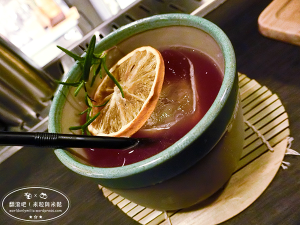 【台北‧台北車站】SoShow Bar&Restaurant・啜飲台灣味！文青特色酒吧，跟著SoShow一起來場酒精的時空旅行吧 @ 翻滾吧！吃貨米粒